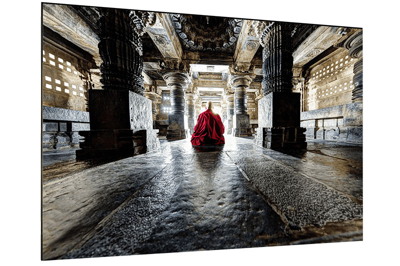 MOINE TIBETAIN EN MEDITATION